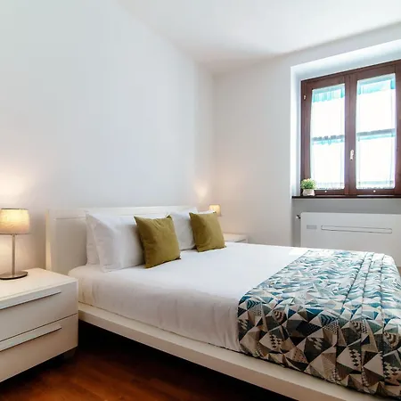 Valles & Mars Apartament Como