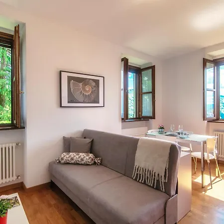 Valles & Mars * Côme