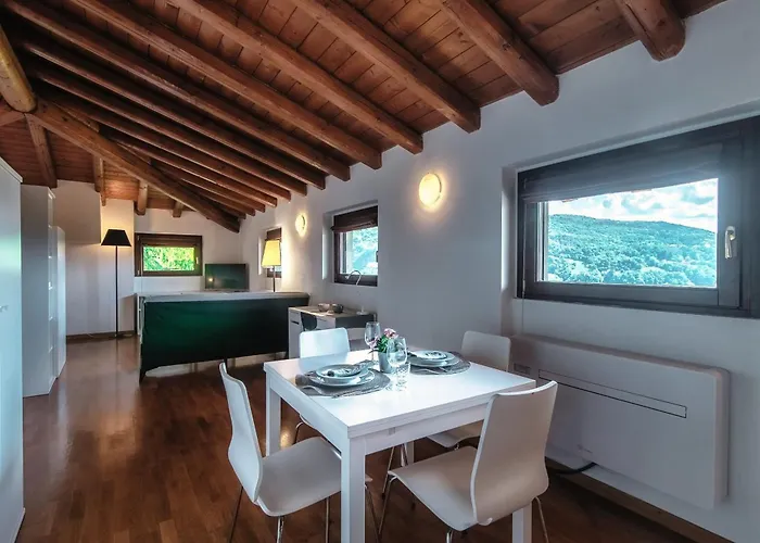 Apartament Valles & Mars *