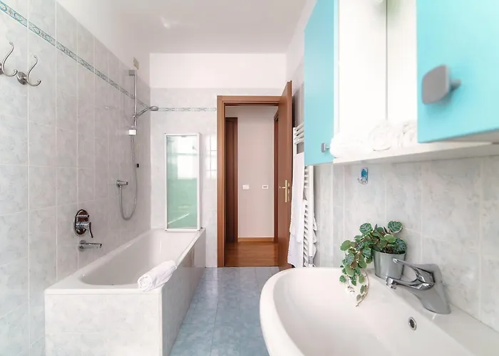 Valles & Mars Apartament Como